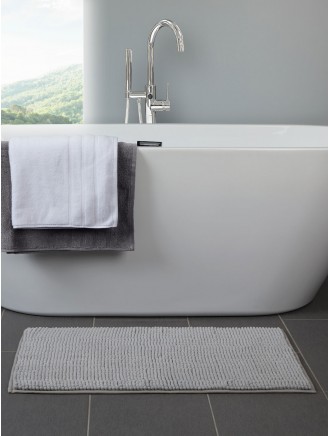 Chenille Bobble Bathmat Silver