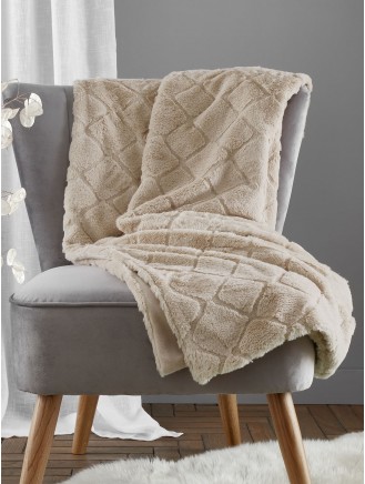 Catherine Lansfield Cosy Diamond Soft Faux Fur Natural Throw